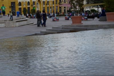 Is dit gezichtsbedrog of loopt het water echt scheef?
Keywords: Pecs Hongarije vakantie 2015 fontein